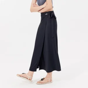 Mẫu váy chống nắng gần đây SunzoneFashion form suông, thoáng mát, bảo vệ da mùa hè